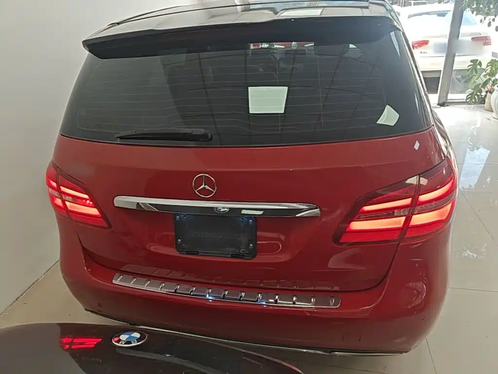 Mercedes-Benz B-Class 2015