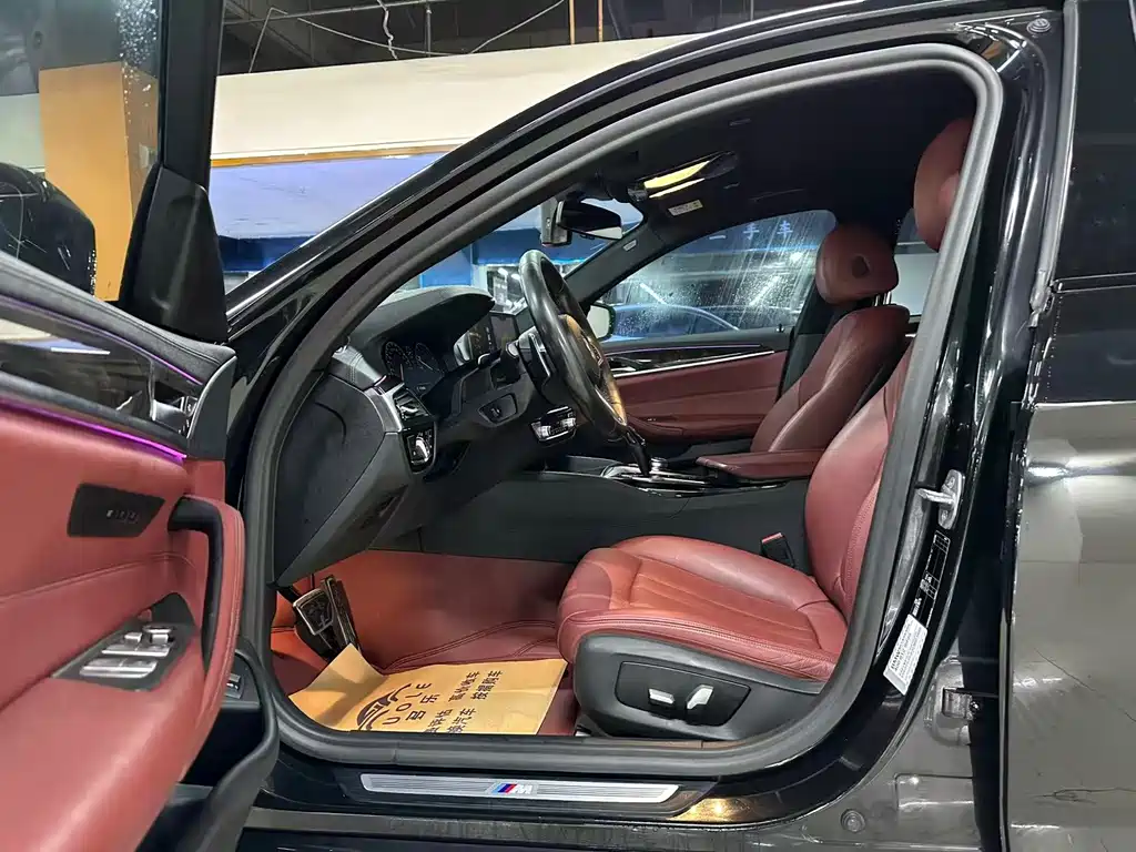 BMW 5 Series 2019