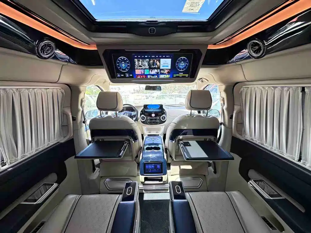 Mercedes-Benz Vito 2023 — фото 24