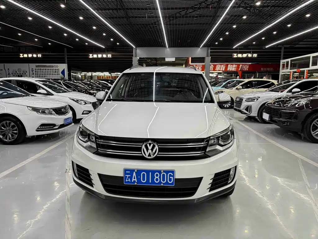 Volkswagen Tiguan 2017 — фото 2