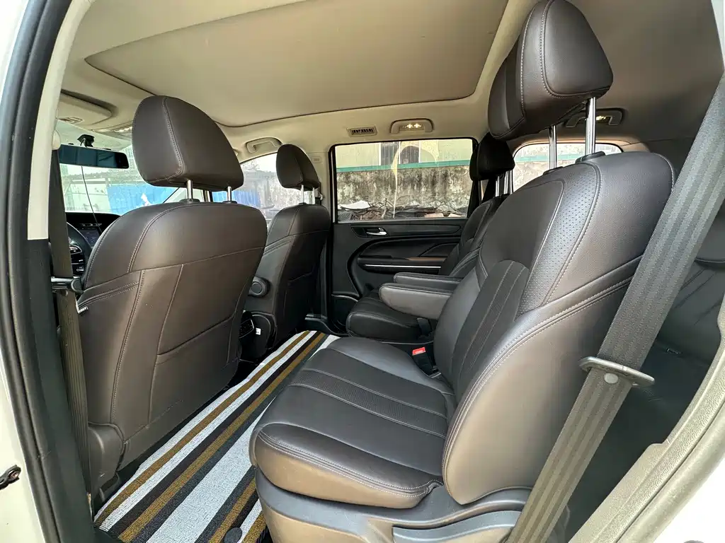 GAC Motor Trumpchi M6 2019 — фото 9