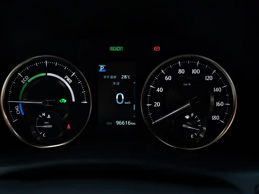 Lexus LM 2022 — фото 12
