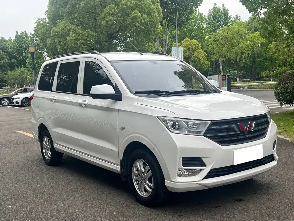 Wuling Hongguang 2021 — фото 3