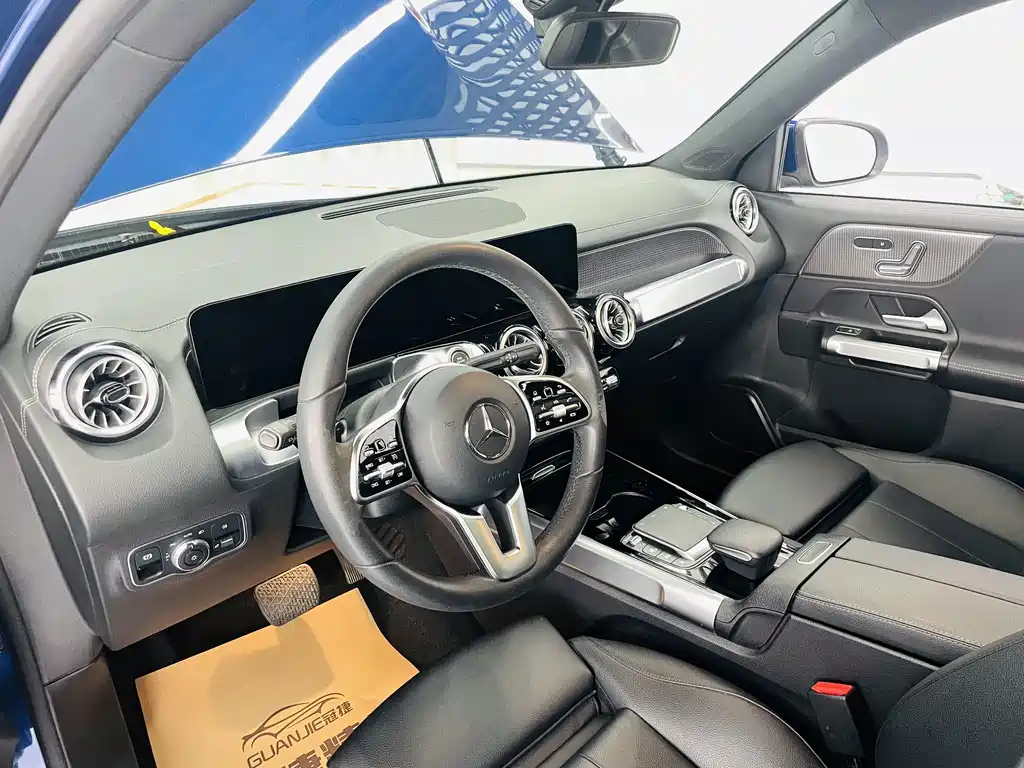 Mercedes-Benz GLB 2022
