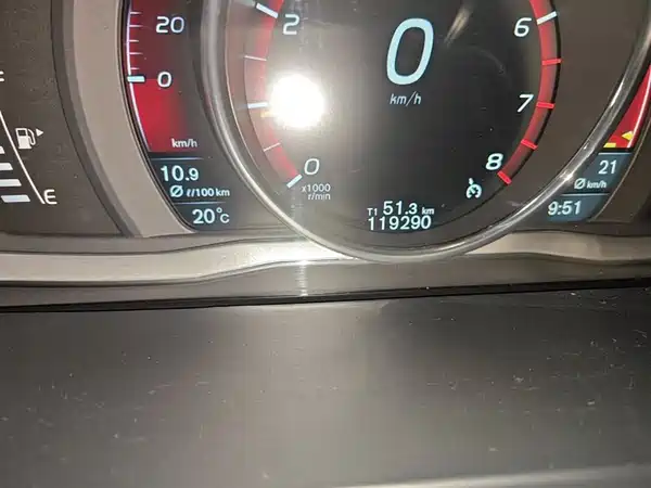 Volvo V60 2015
