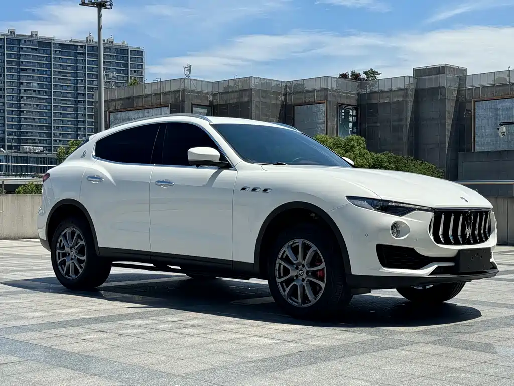 Maserati Levante 2021