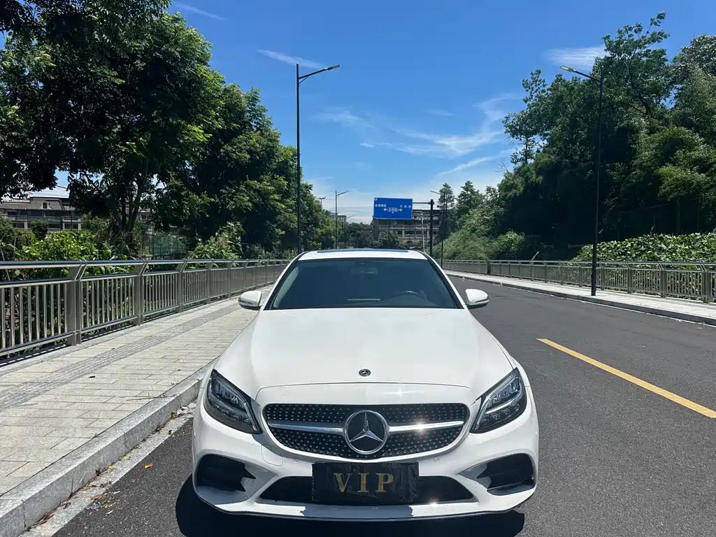Mercedes-Benz C-Class 2020