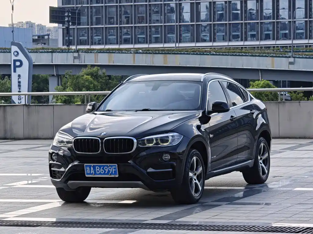 BMW X6 2015 — фото 1
