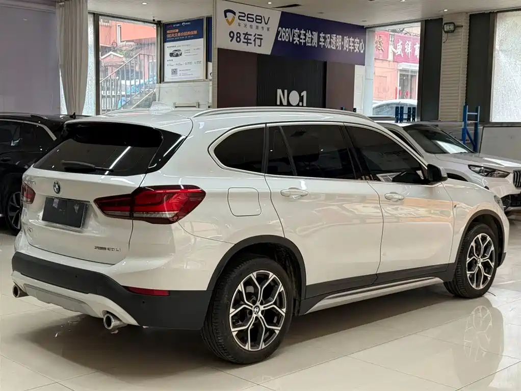 BMW X1 2023 — фото 4