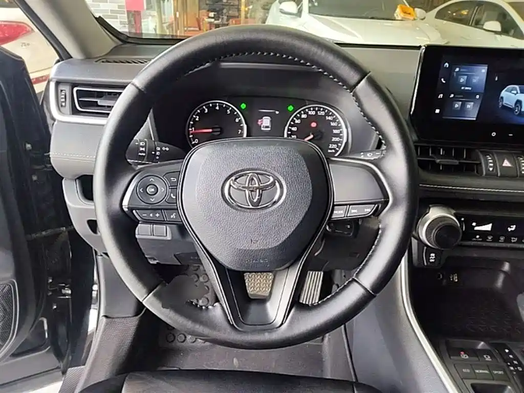 Toyota Wildlander 2024 — фото 11