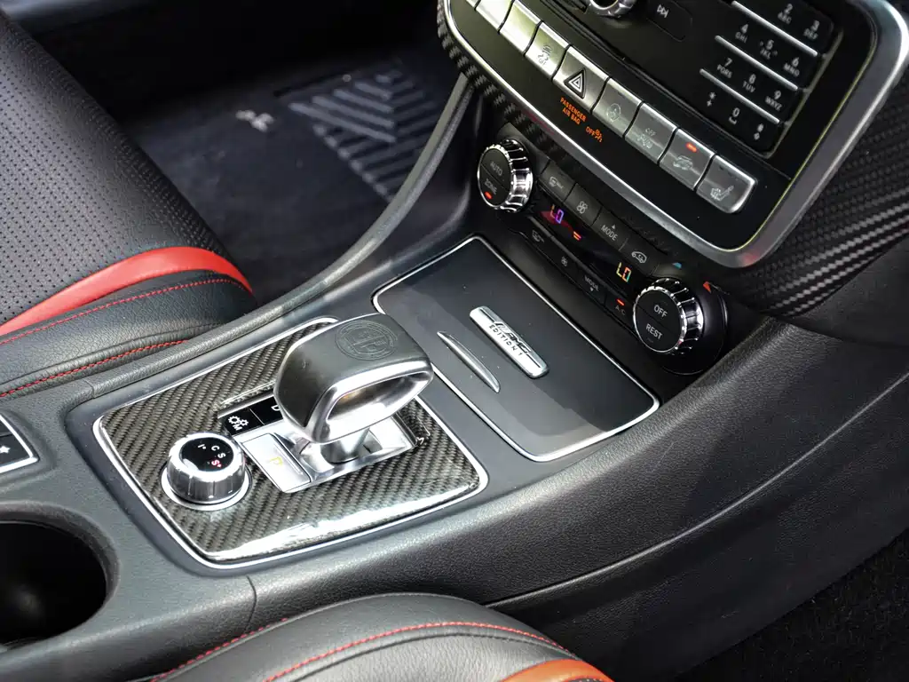 Mercedes-Benz A-Class AMG 2018 — фото 19