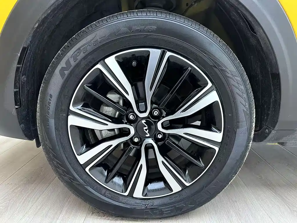 Kia KX1 2021 — фото 18