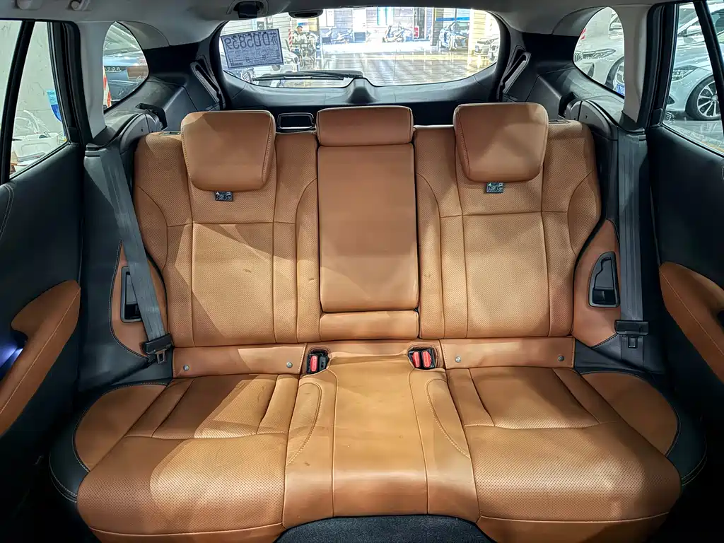 Subaru Outback 2021 — фото 14