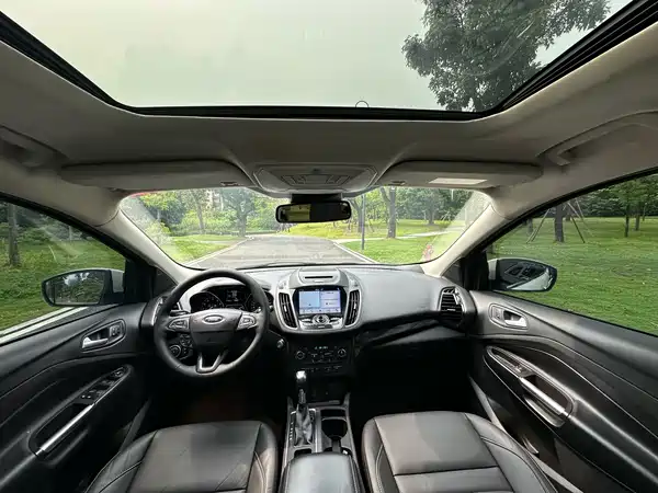 Ford Kuga 2017