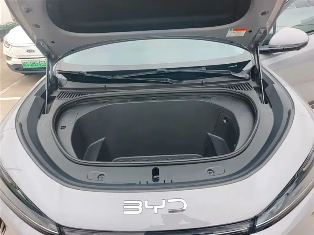 BYD Sealion 05 EV 2025 — фото 20