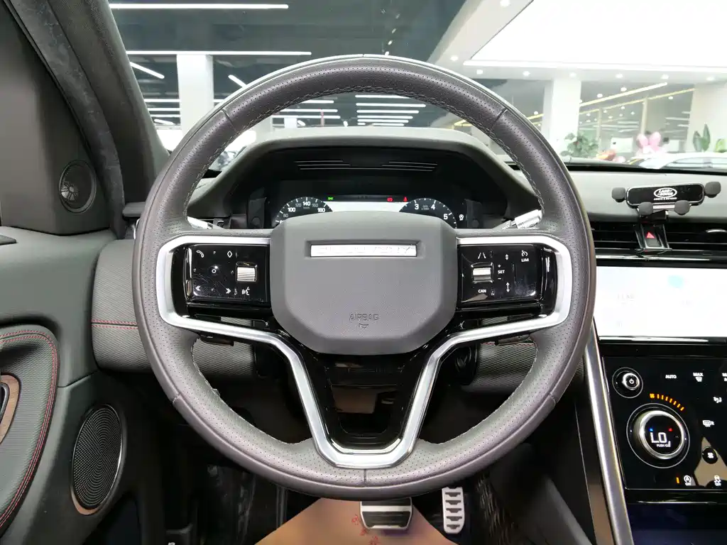 Land Rover Discovery Sport 2023 — фото 19
