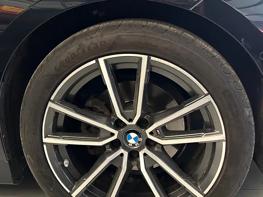 BMW 3 Series 2020 — фото 16