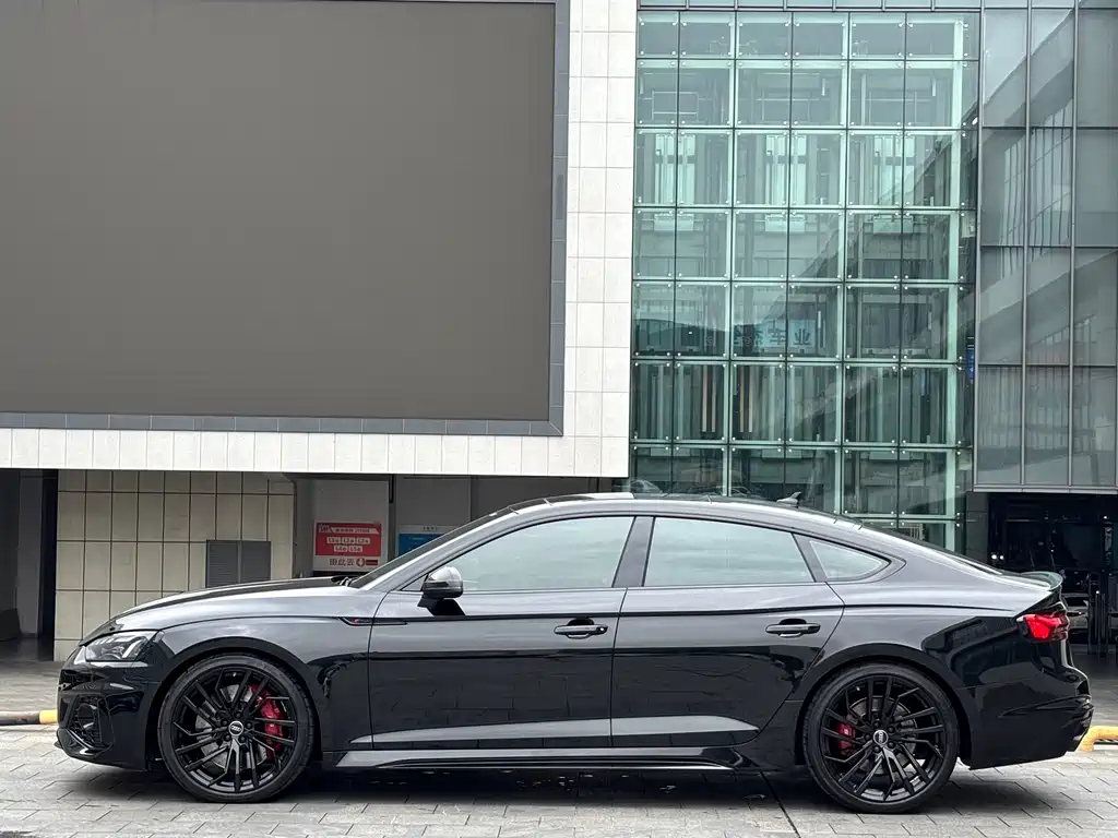 Audi RS 5 2023 — фото 4