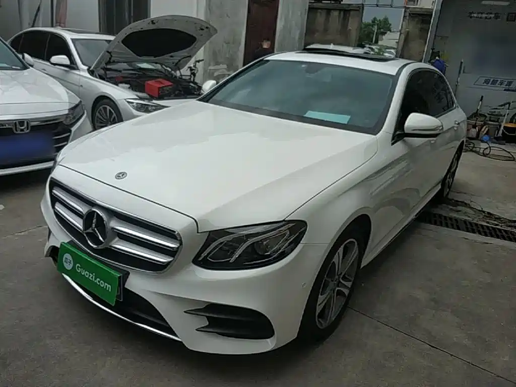 Mercedes-Benz E-Class 2019 — фото 1