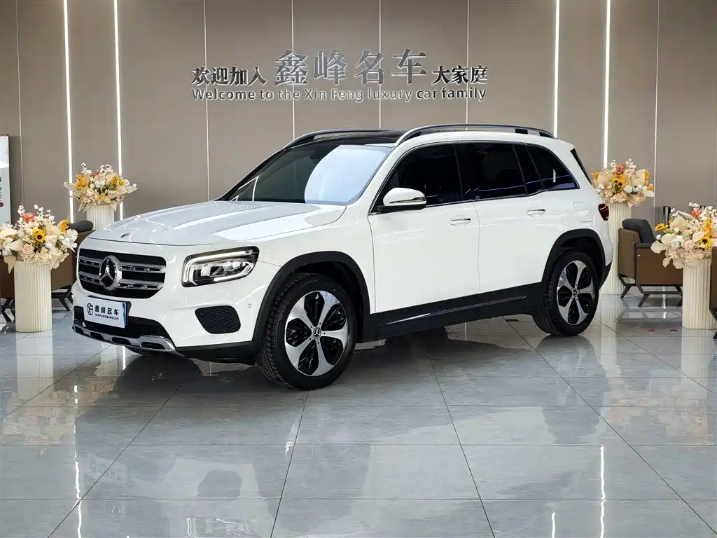 Mercedes-Benz GLB 2022 — фото 1