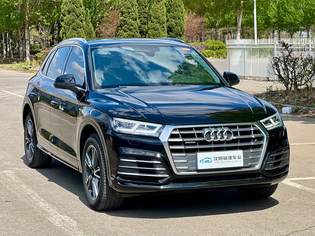 Audi Q5L 2019 — фото 3