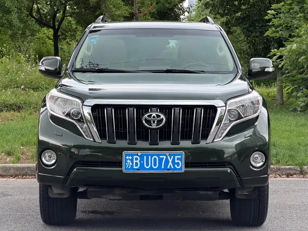 Toyota Prado 2015 — фото 2