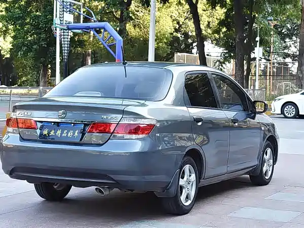 Everus S1 2012