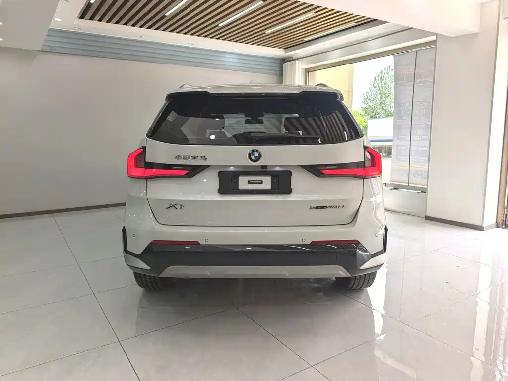 BMW X1 2023 — фото 5