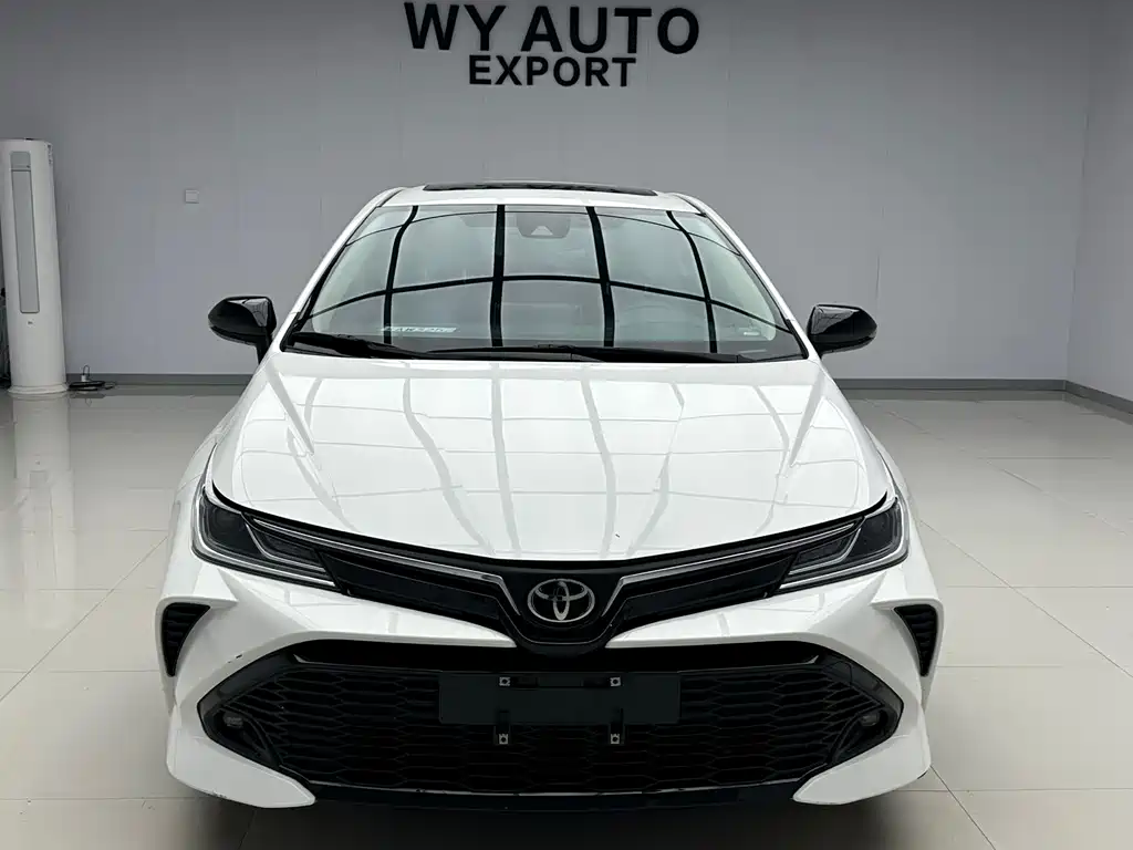 Toyota Corolla 2022 — фото 2