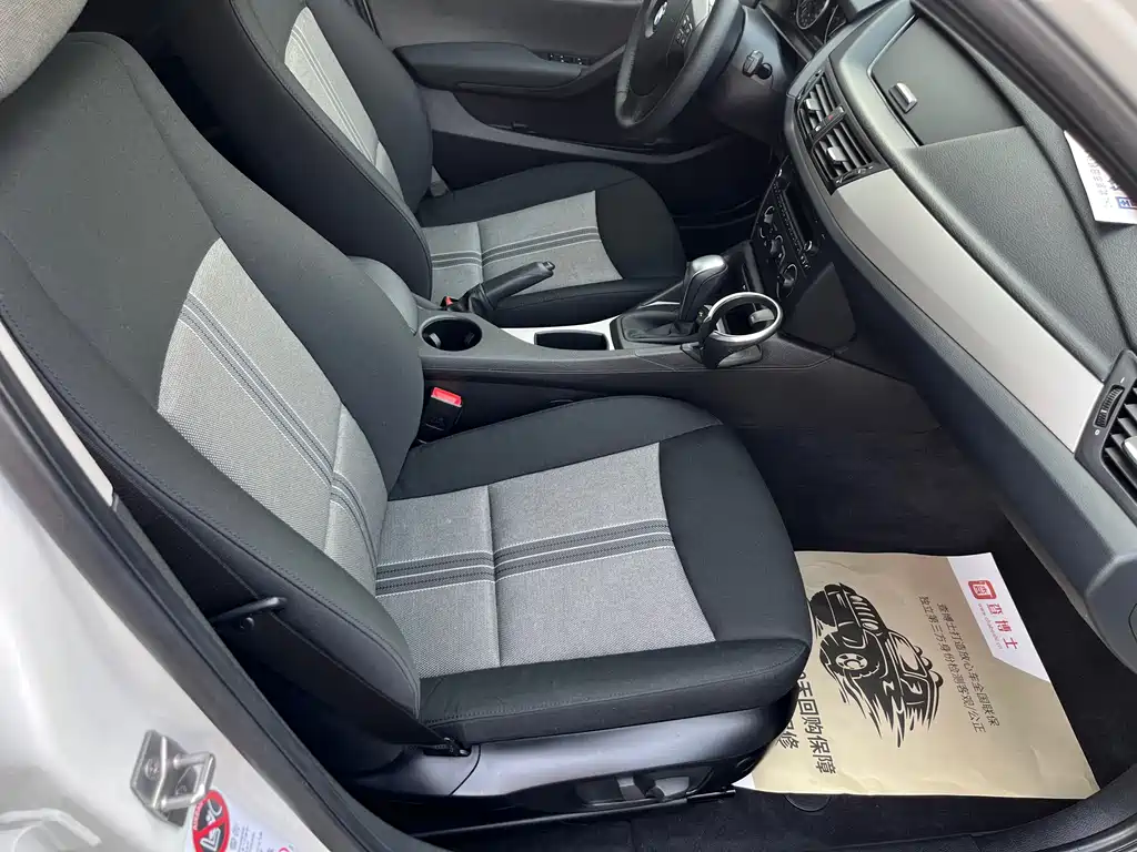 BMW X1 2012 — фото 19