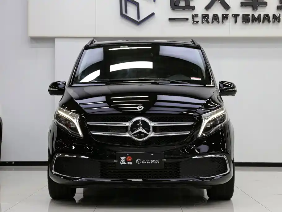Mercedes-Benz V-Class 2022 — фото 25