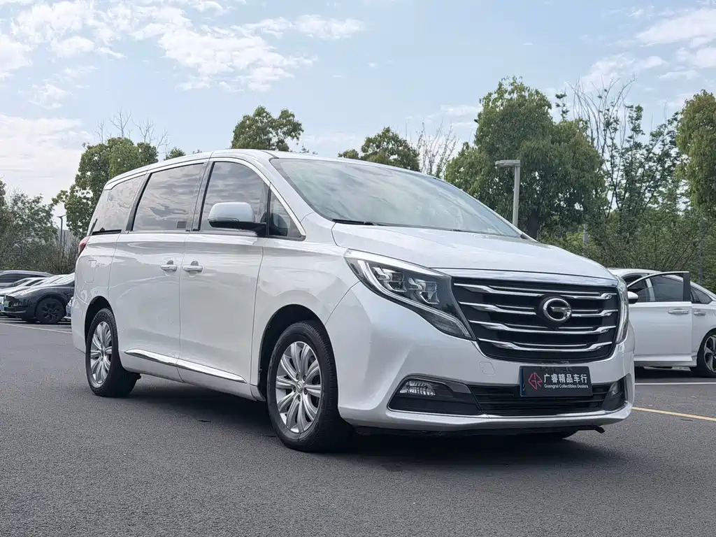 GAC Motor Trumpchi M8 2018 — фото 3