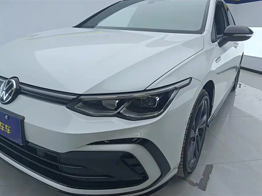 Volkswagen Golf 2023