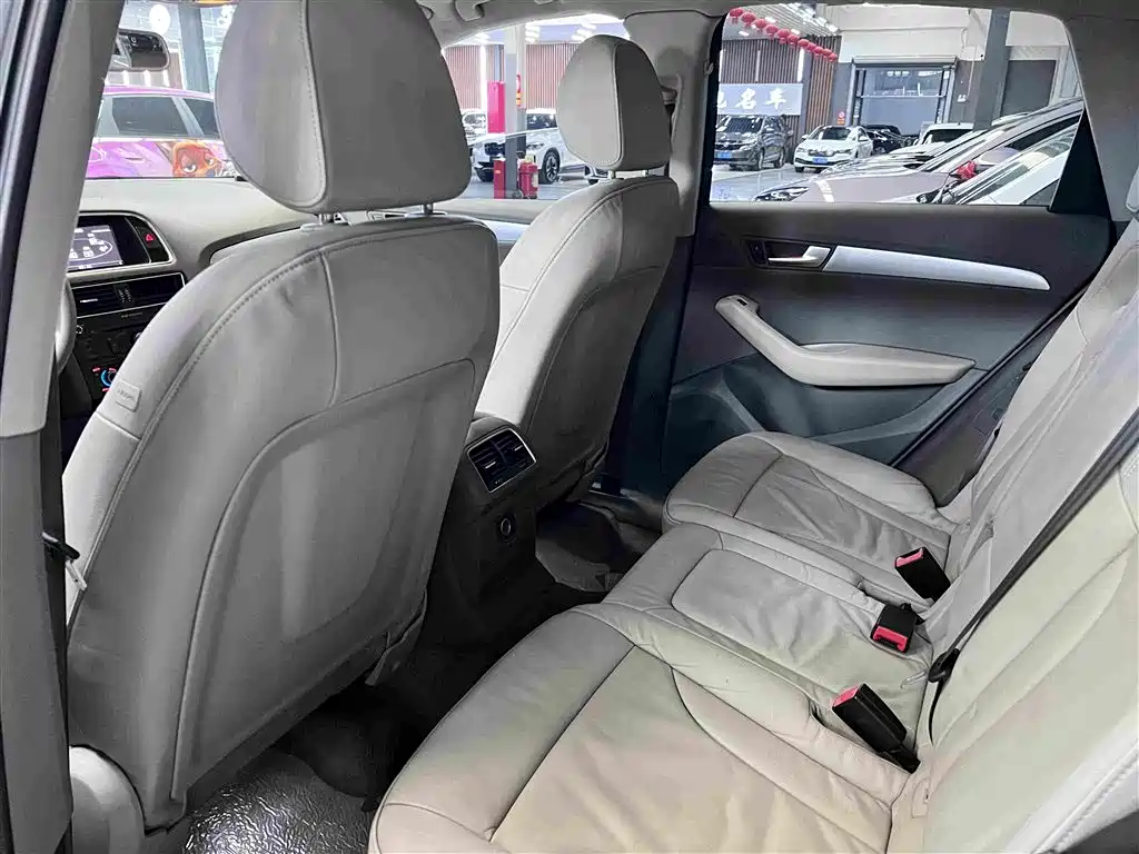 Audi Q5 2011