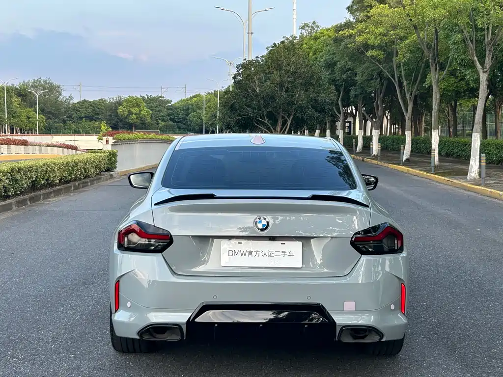 BMW M240i 2025 — фото 8