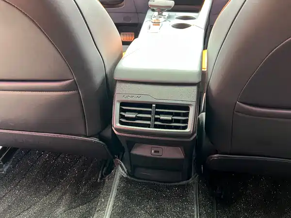 Changan UNI-V 2025