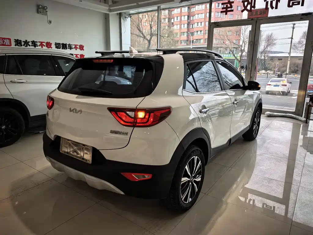 Kia KX1 2022 — фото 19