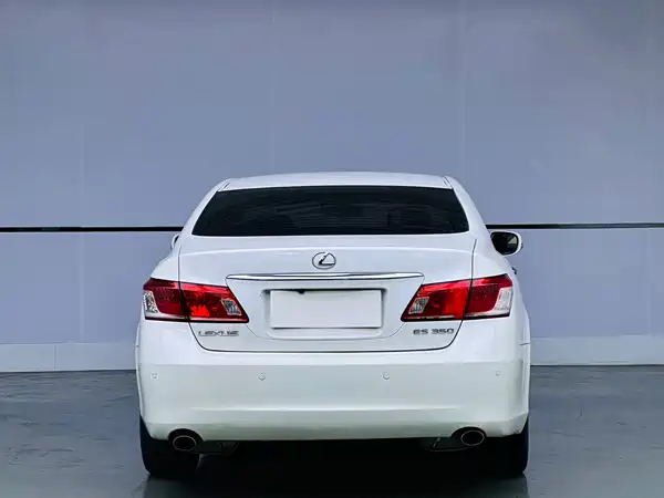 Lexus ES 2010