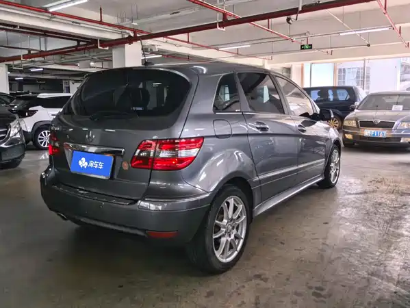 Mercedes-Benz B-Class 2012