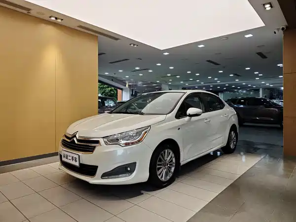 Citroën C4L 2015
