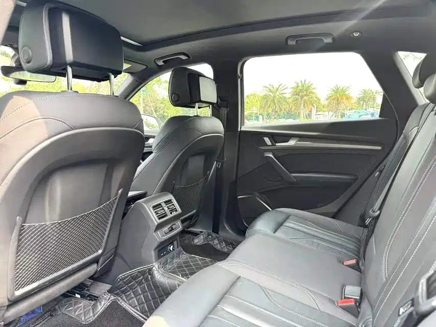 Audi Q5L 2023