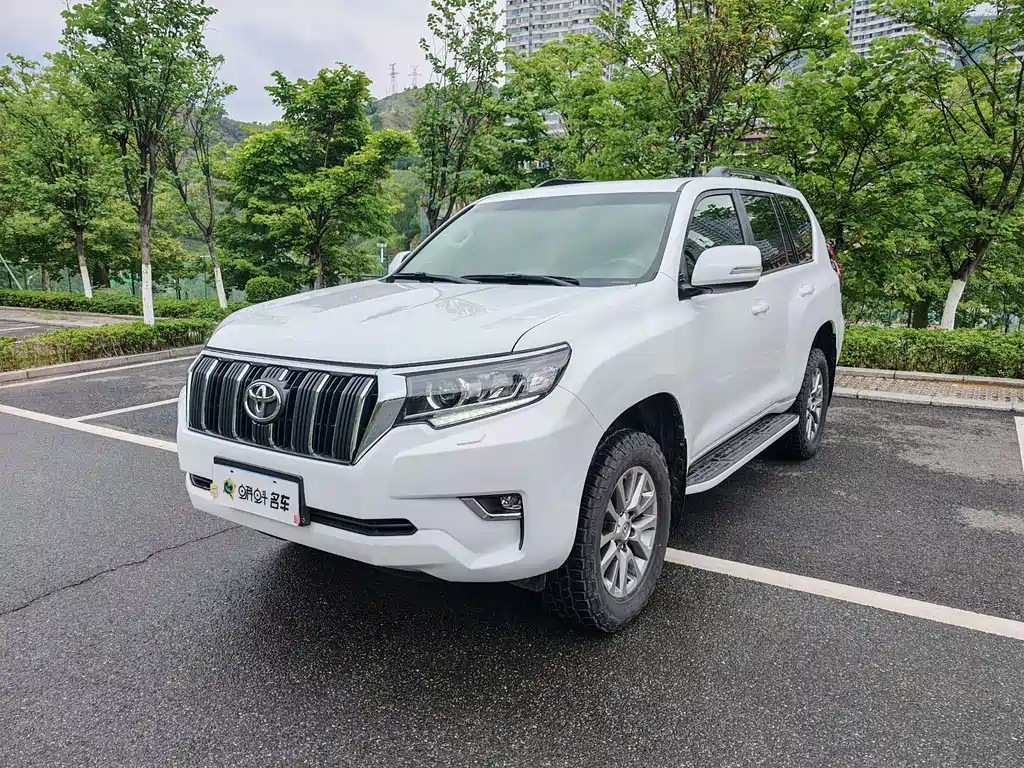 Toyota Prado 2018 — фото 1