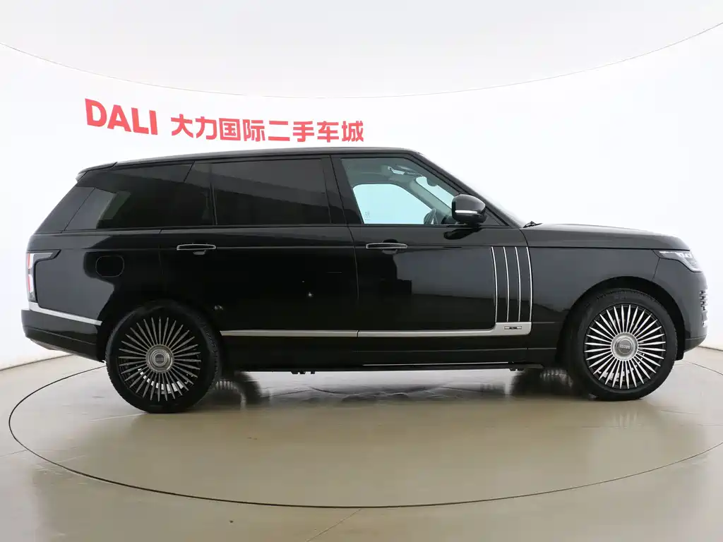 Land Rover Range Rover 2019 — фото 11