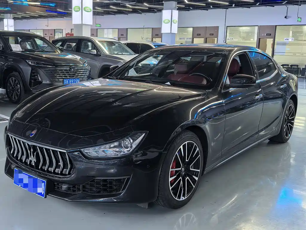 Maserati Ghibli 2021 — фото 1
