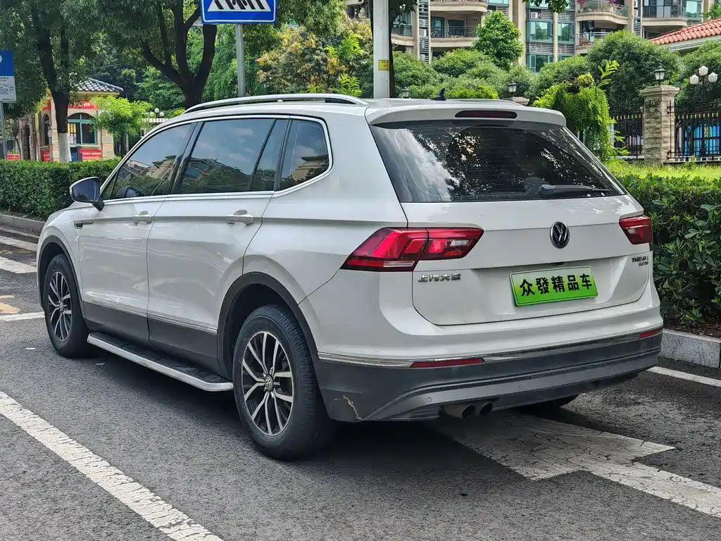 Volkswagen Tiguan L 2018 — фото 4