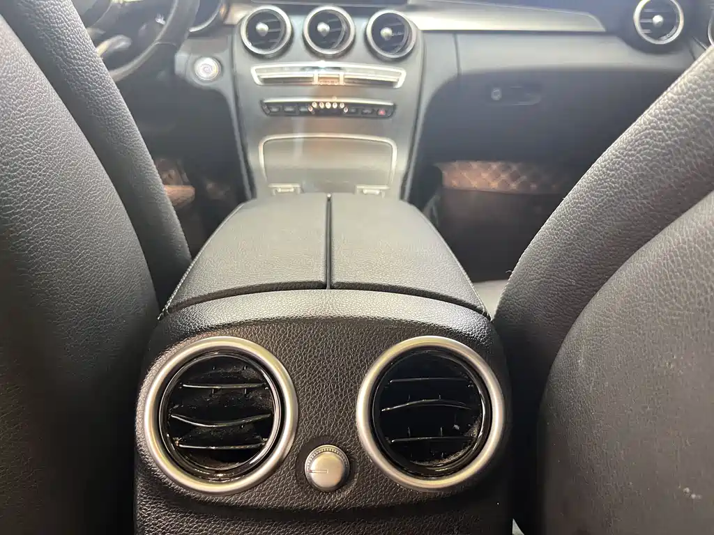 Mercedes-Benz C-Class 2021 — фото 18