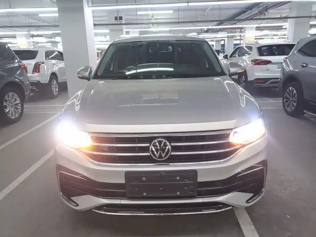 Volkswagen Tiguan L 2021 — фото 3