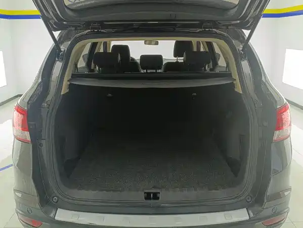 Dongfeng Fengshen AX7 2015