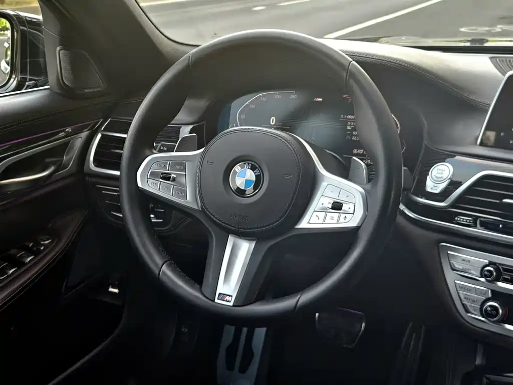 BMW 7 Series 2022 — фото 11