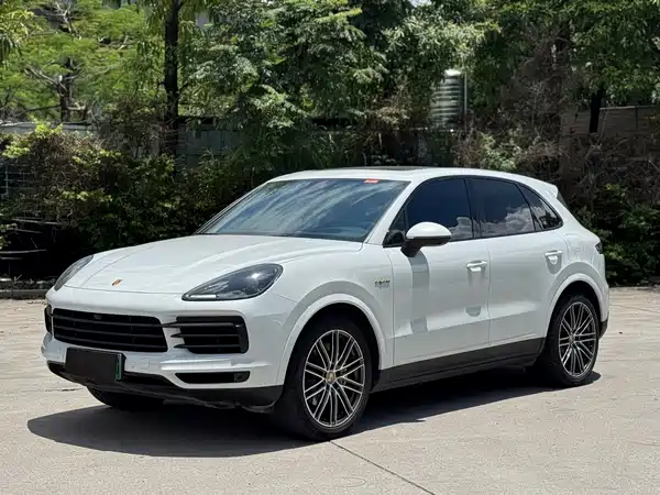 Porsche Cayenne New Energy 2023